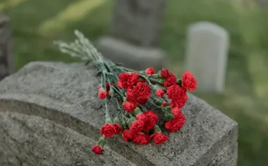 Ile kosztuje pochówek w Pruszkowie? Wszystko, co warto wiedzieć o cenach i formalnościach