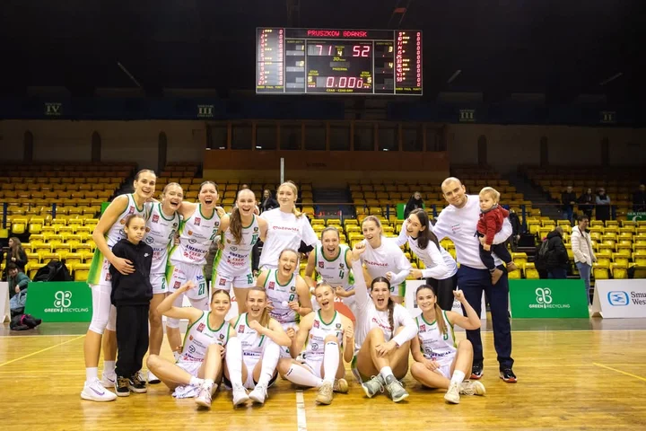 Grafika promocyjna wydarzenia MKS Pruszków - Sparta Ziębice: ostatni mecz pierwszej rundy 1. Ligi Kobiet