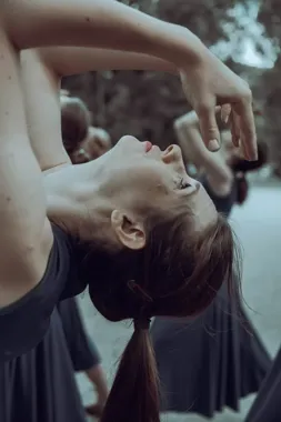 Grafika promocyjna wydarzenia jaGUzz na konkurs — Festiwal Tańca w Pruszkowie