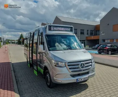 Nowy autobus na szkolnej linii nr 9. Więcej komfortu i łatwiejsze wsiadanie