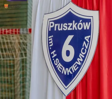 8658 dzieci i uczniów rozpoczyna rok szkolny w Pruszkowie