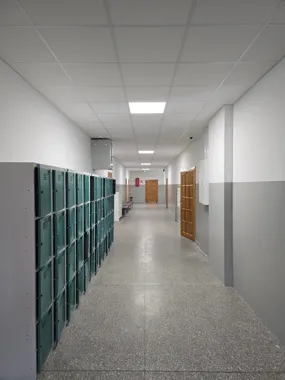 Zaostrzone zasady w szkołach w Pruszkowie. Lekcje odbędą się normalnie