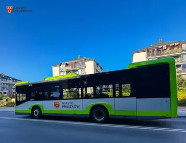 Więcej kursów, nowe perony i tablice. Zmiany w komunikacji w Pruszkowie