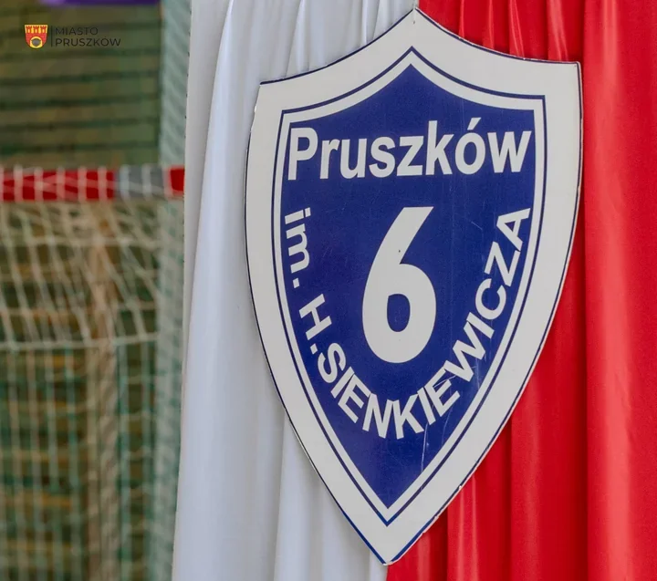 8658 dzieci i uczniów rozpoczyna rok szkolny w Pruszkowie