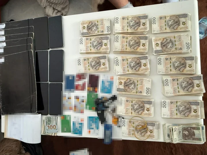 Areszt po telefonach do klientów banków. Zatrzymani w Warszawie