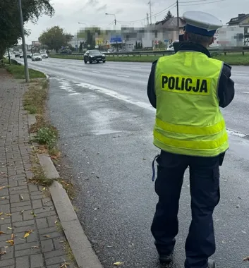75 kontroli na drogach powiatu. 4 prawa jazdy zatrzymane za prędkość