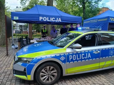 Odciski palców i radiowóz przyciągnęły tłumy na pikniku w Pruszkowie